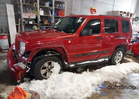 2010 Jeep Liberty Sport z USA, uszkodzony, nr VIN 1J4PN2GK4AW104180